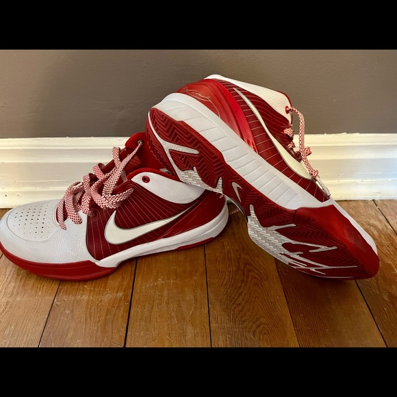 KOBE BRYANT NOKE ZOOM KOBE IV (4) - Picture 3 of 4